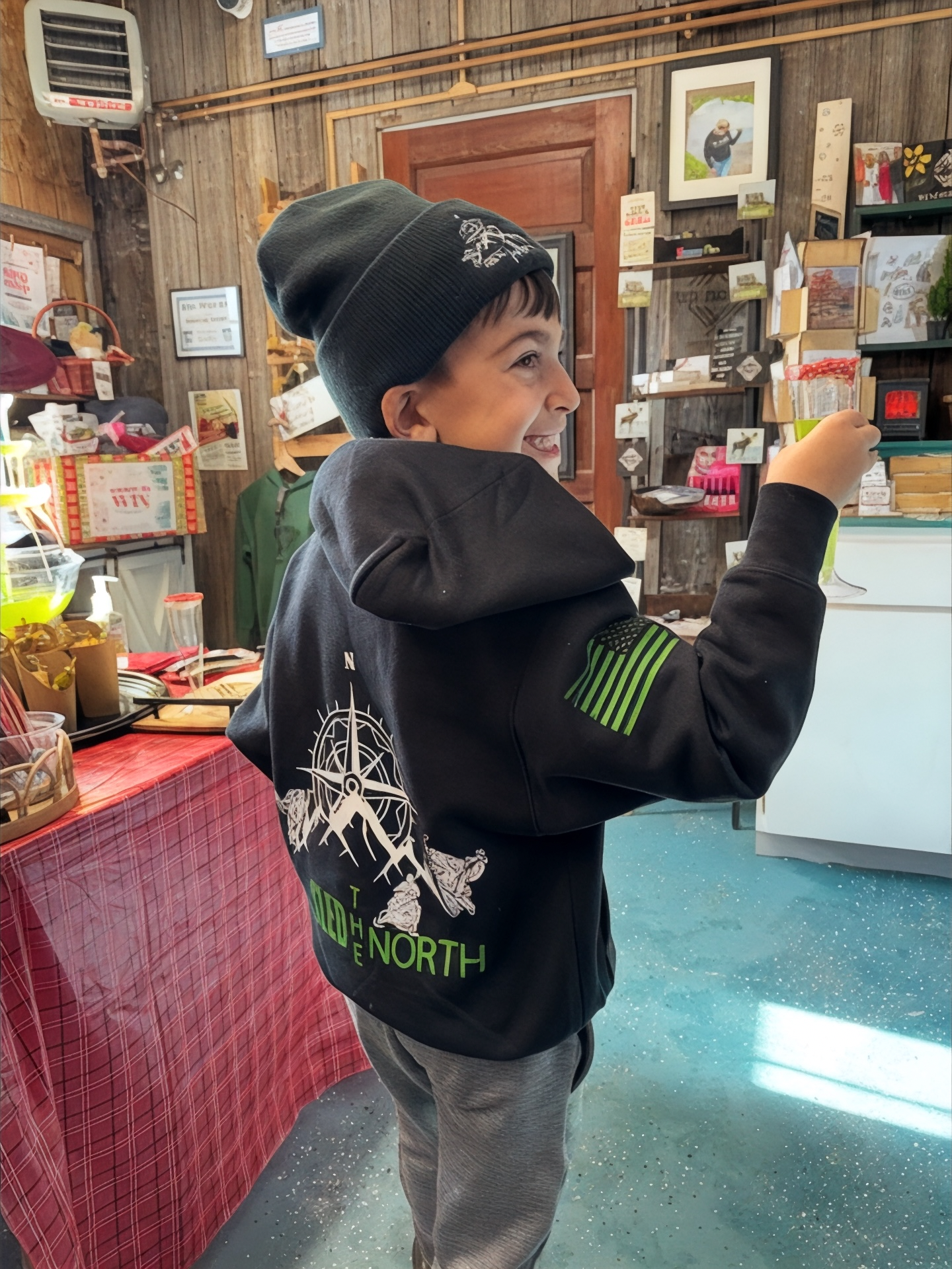 SLED THE NORTH Youth hoodie